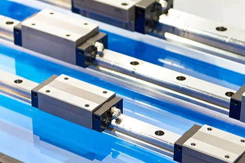 Selection of linear guides and shafts